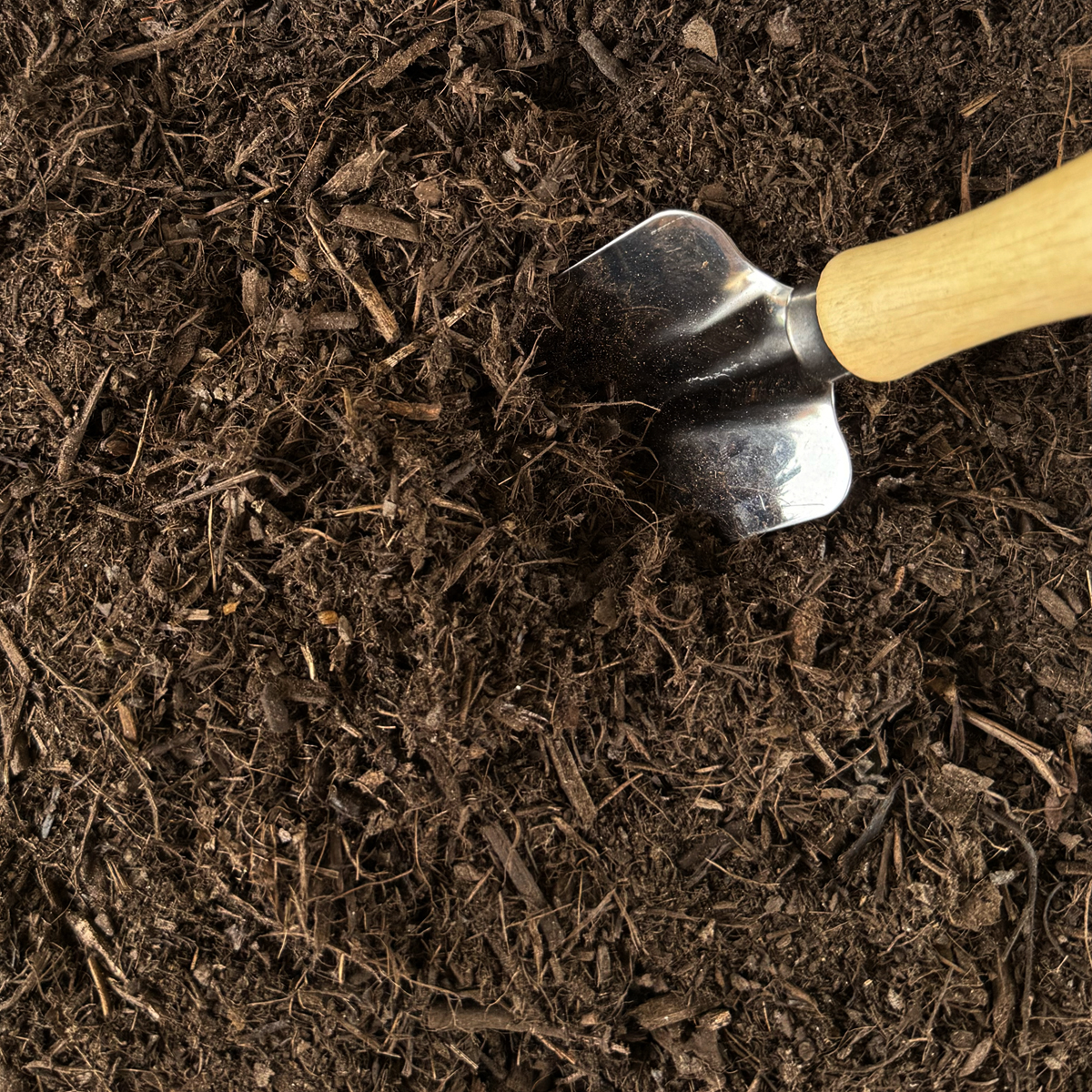 Grab N' Grow Organic Compost - Image 2